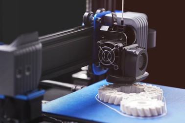 Imprimantele 3D le permit designerilor să producă într-un timp foarte scurt un anumit prototip
