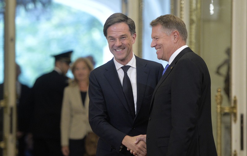 Cursa pentru șefia NATO. Reuters: Rutte, susținere puternică. Iohannis, menționat doar în discuții informale