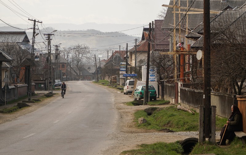 O casă cu teren de 322 de metri pătrați se vinde cu 7.000 de euro, într-o localitate din România