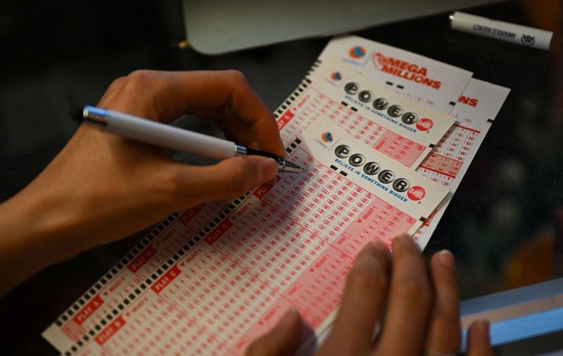 O persoană din Oregon a câștigat jackpotul loteriei Powerball din SUA în valoare de 1,326 miliarde de dolari