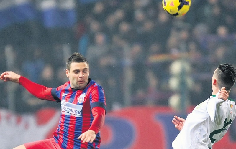 Steaua, în pas de defilare