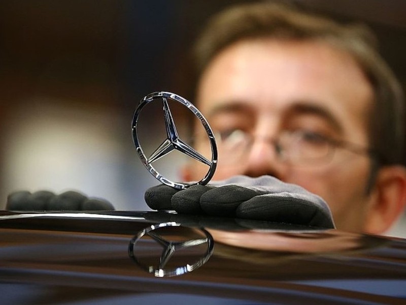 Mercedes compară costurile din Germania cu cele din România. Sursă foto: Getty Images.