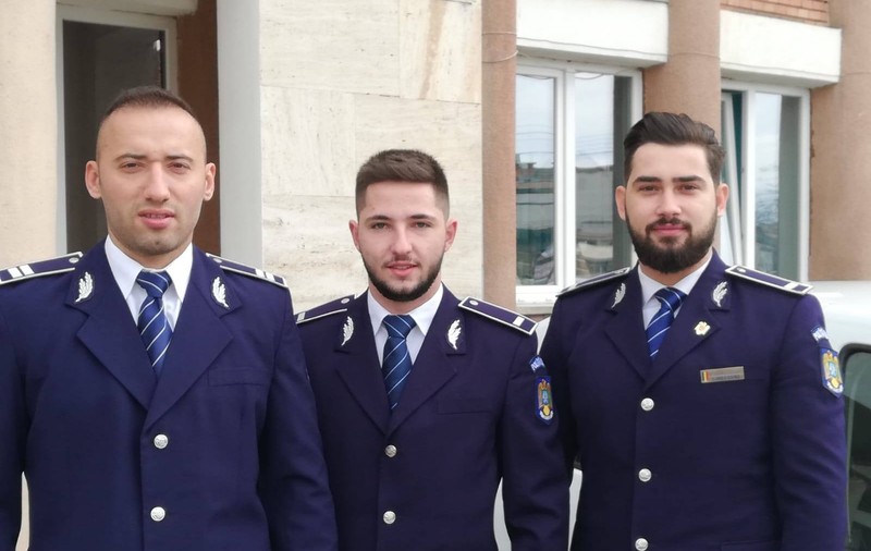 Cine sunt polițiștii care l-au prins pe agresorul tinerei din Alba