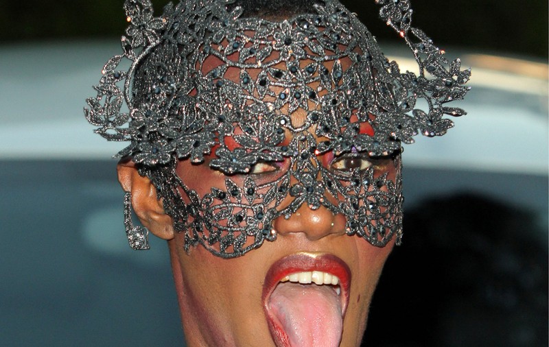 Grace Jones sau Lady Gaga?