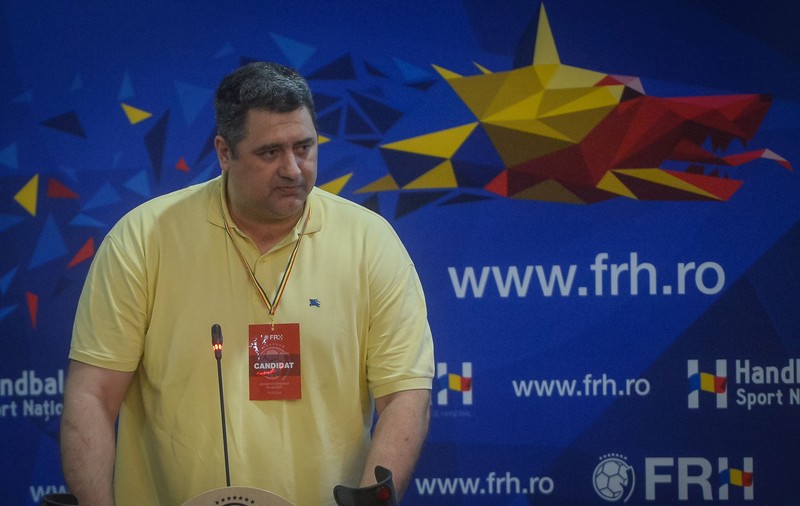 Alexandru Dedu merge din nou, după patru ani petrecuți în scaun cu rotile. Președintele FRH a împlinit 47 de ani | VIDEO