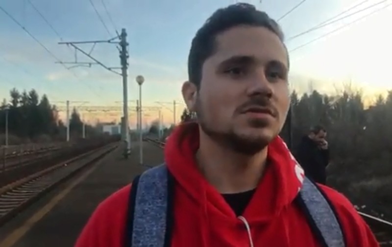 Un călător din trenul lovit de marfar în Ploieşti: „Multă lume ţipa, mulţi au ieşit afară!”