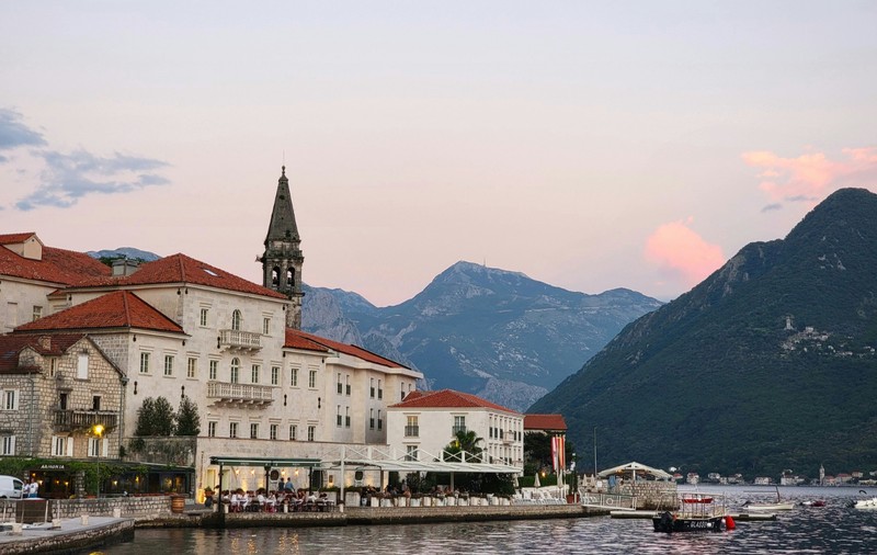 Revelion la Marea Adriatică: Budva, Kotor, Dubrovnik &amp; Belgrad