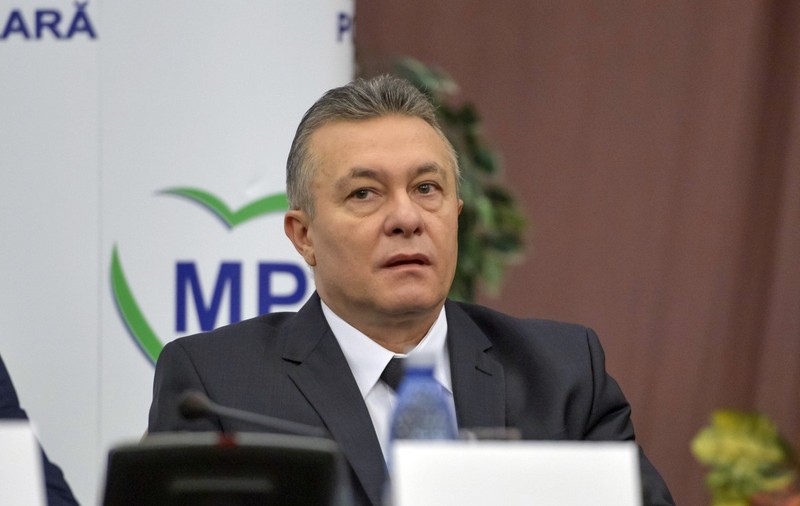 Cristian Diaconescu îl acuză pe Eugen Tomac că a permis ca „penalii condamnați nedefinitiv" să nu mai poată fi suspendați din PMP