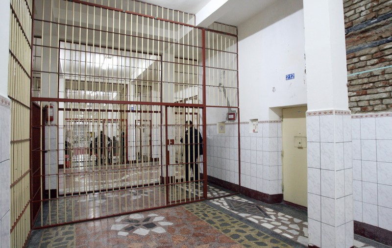 Recorder: Polițistă de la Penitenciarul Baia Mare, agresată de șef și amenințată să nu depună plângere. „Mă provoci să fac foarte mult rău”