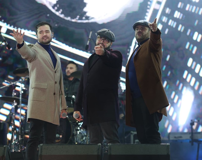 Revelion 2020 pe ritm de disco, în Piața Constituției din București. Cum s-au distrat bucureștenii la cumpăna dintre ani