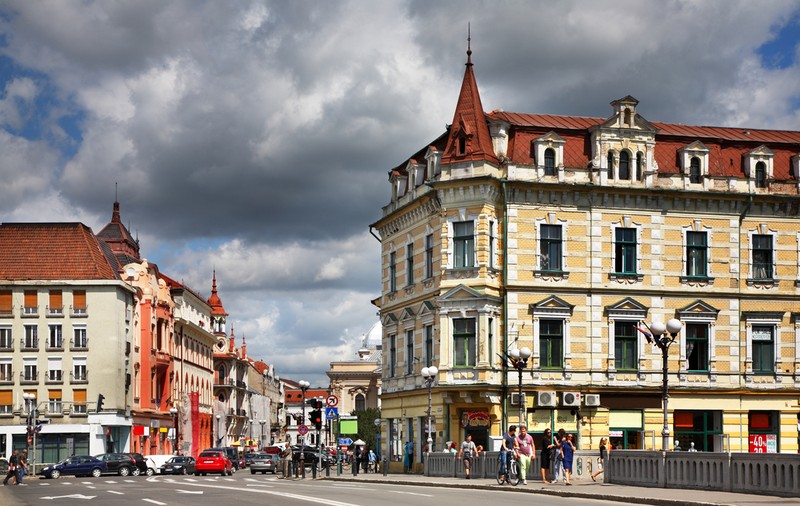 Salariile din Oradea, sub media națională, deși cererea de angajați este mare. Aproape 4.000 de posturi disponibile în oraș