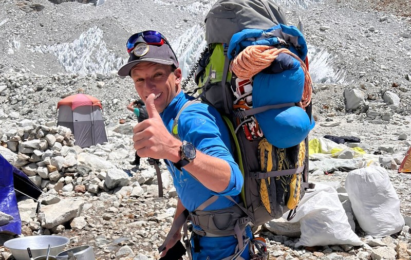Alpinistul Karl Egloff vrea să stabilească un record mondial pe Everest: „Până în vârf și înapoi în 20 de ore, fără oxigen suplimentar”