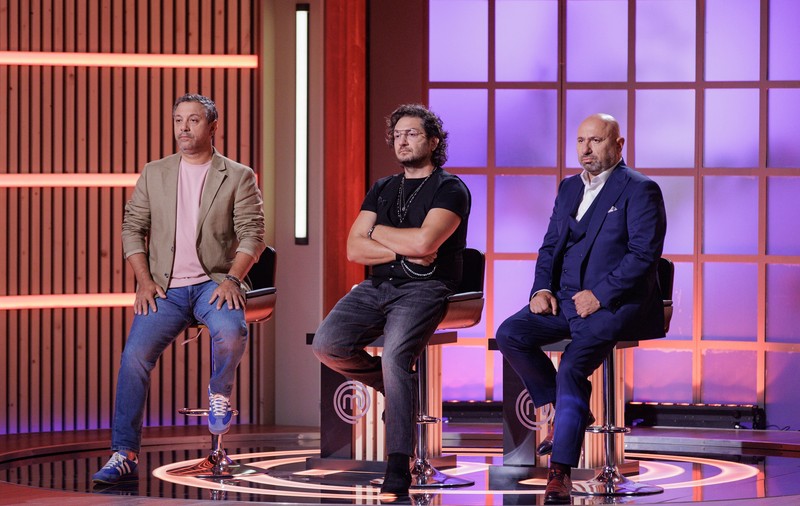 MasterChef România, 17 septembrie 2024. Un manager al unui studio de videochat vrea să îi surprindă pe cei trei jurați. „E ceva greșit aici”