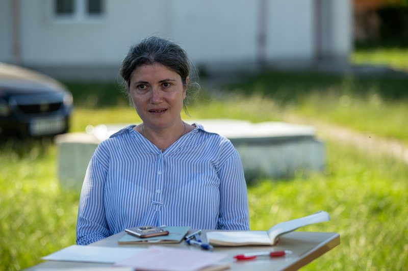 Doamna Nuşa încearcă să descopere talentul fiecărui copil de la centru