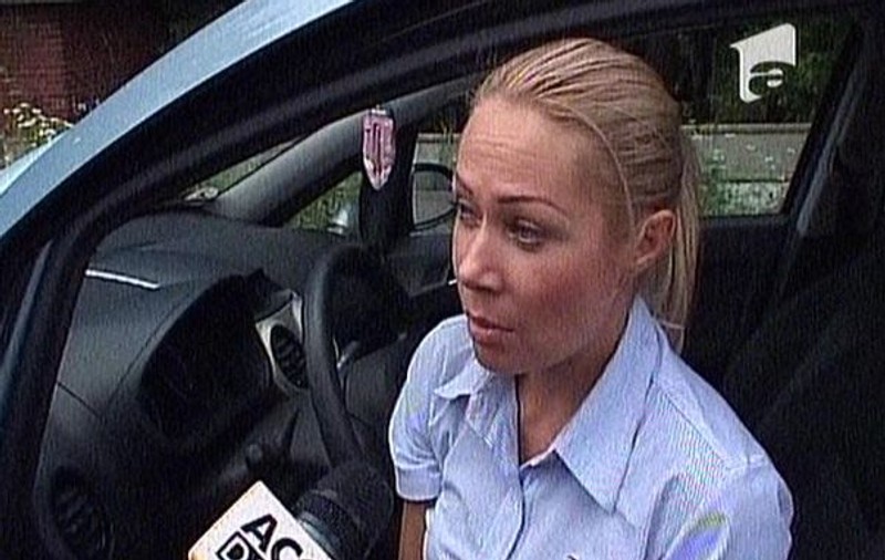 Cristina de la Uni-K a rămas fără mașină