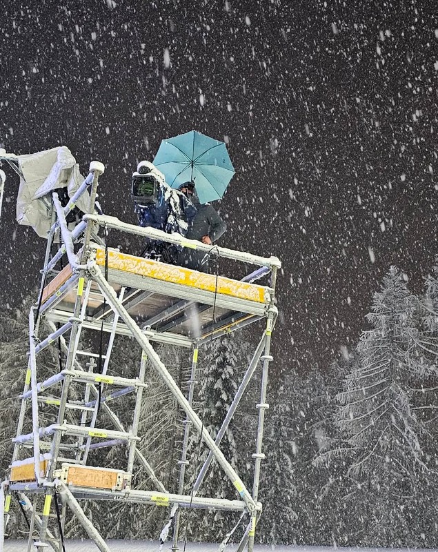 Ninsorile abundente de la Cortina au dus la anularea antrenamentelor de la schi: „Încă 25 de centimetri de zăpadă, 40 de centimetri pe pârtie. Deszăpezim cu militari!”