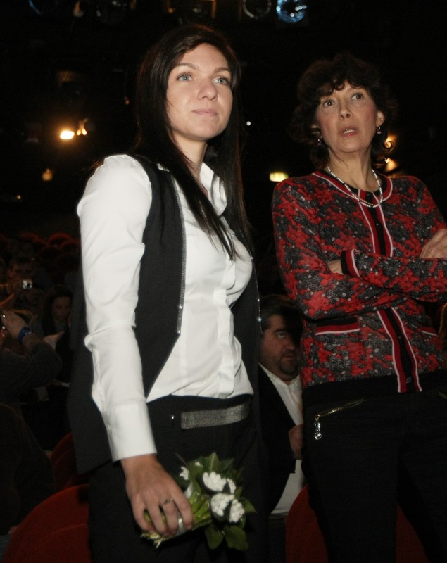 VIDEO EXCLUSIV: Cum arată o zi din viaţa SIMONEI HALEP? Ce face o campioană în afara terenului de tenis