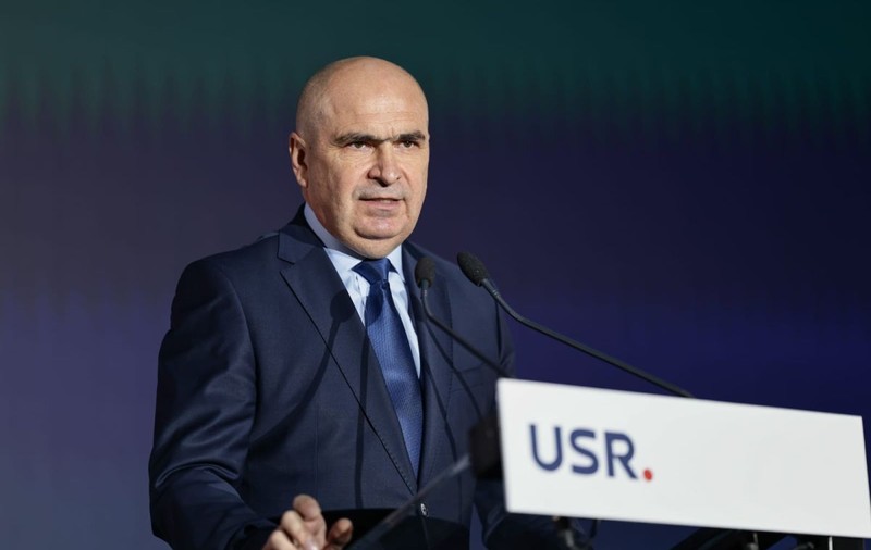 Ilie Bolojan ironizează sloganul USR și oferă o variantă „mai potrivită”: „Pregătiți să demolăm”