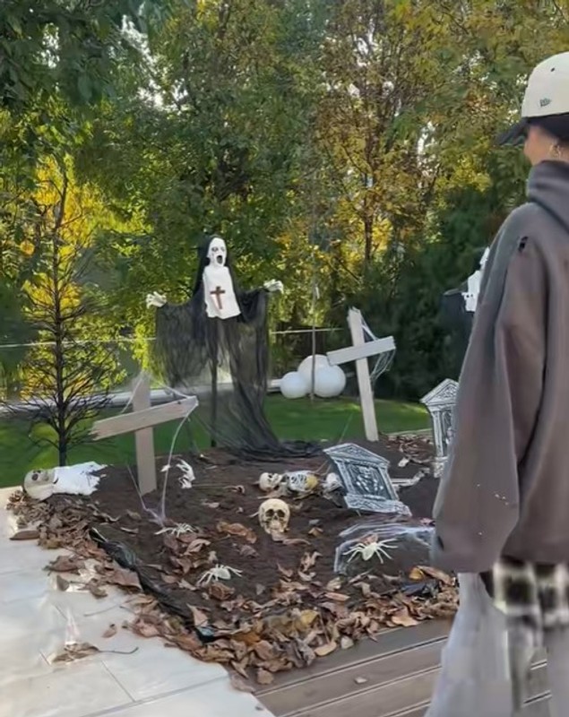 Cum și-a decorat Antonia casa de Halloween. Doar în filmele horror mai vezi așa ceva
