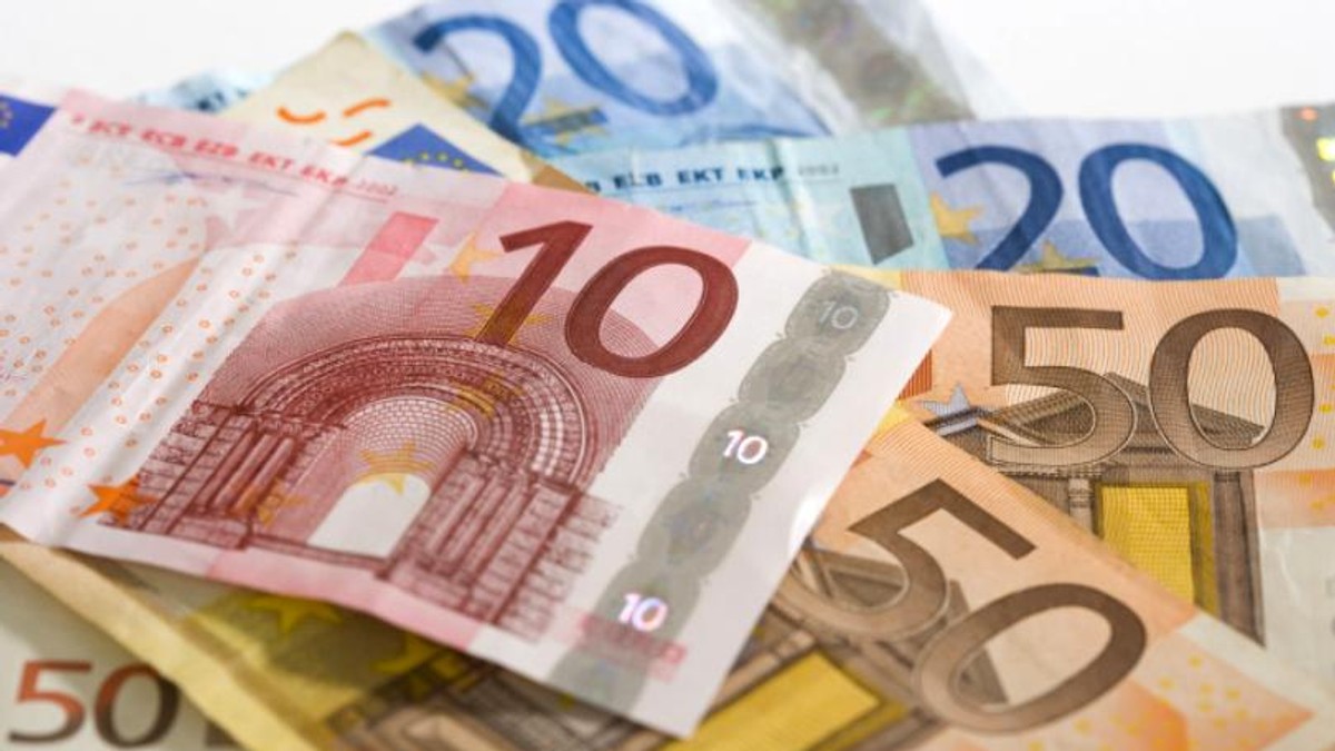 Misiune FMI în România, în perioada 6-12 noiembrie. Bancnote de euro