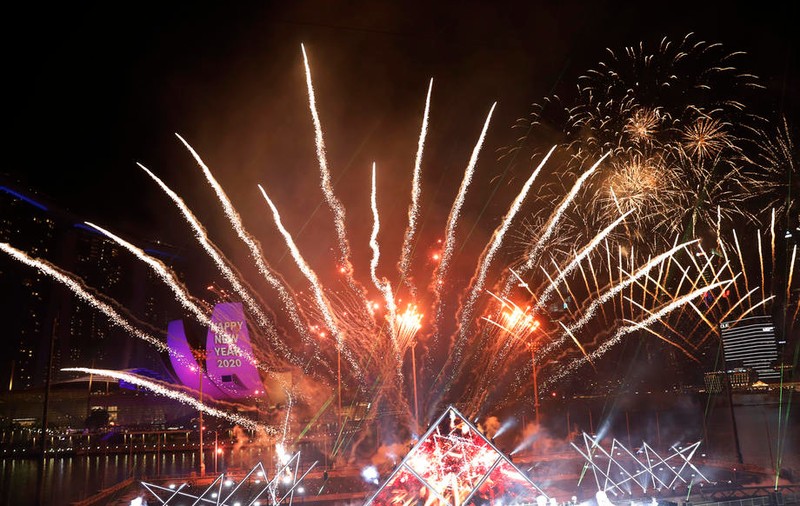 Revelion 2020. Marile orașe ale lumii au pășit în noul an cu spectacole impresionante de lumini