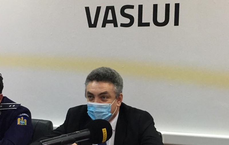 Șeful IPJ Vaslui renunță la funcție după ce a fost filmat cu mașina de serviciu la supermarket, dar spune că plecarea nu are legătură cu incidentul