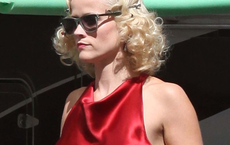 Reese Witherspoon, în rolul cântăreţei de jazz Peggy Lee
