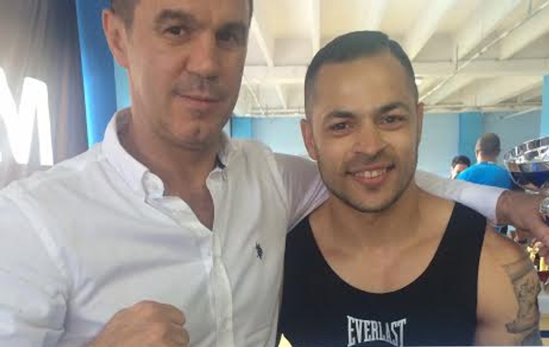 VIDEO/ Mihai Leu, arbitru la o gală de box pentru corporatiști!