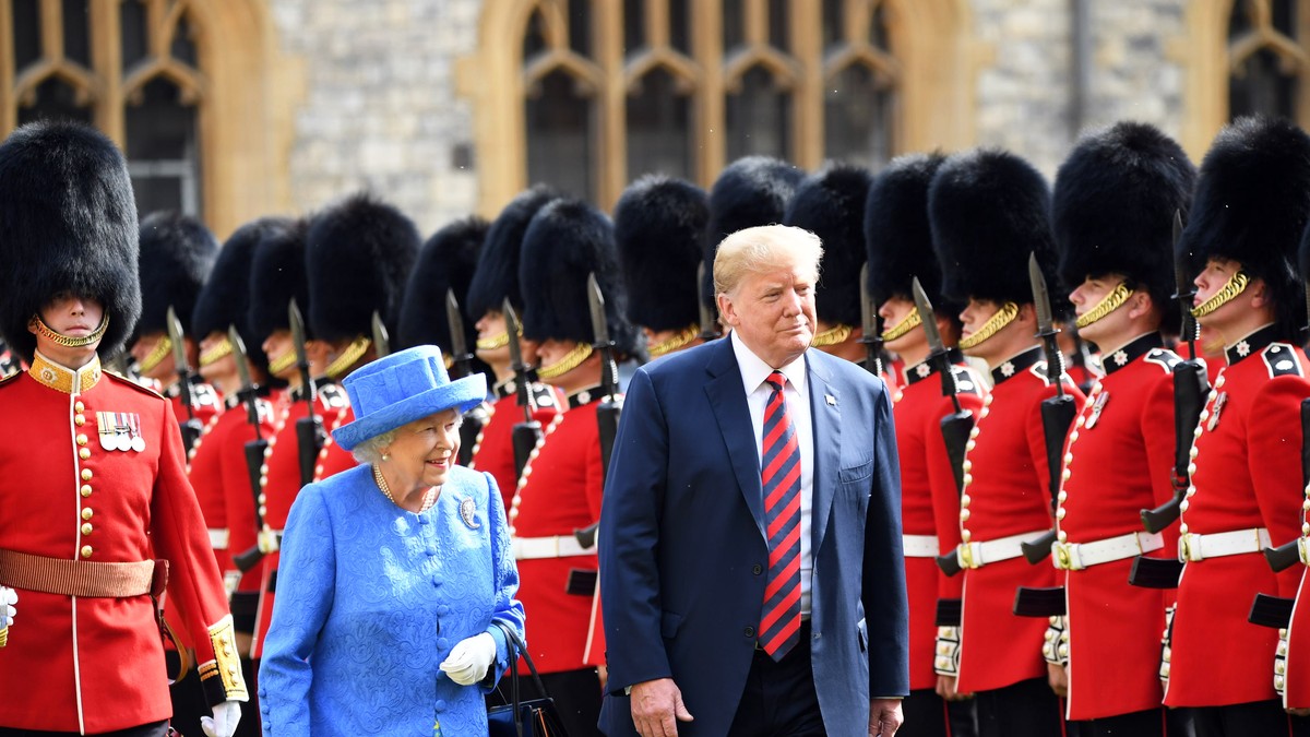 Trump a făcut publică poziția reginei Elisabeta a II-a privind Brexit