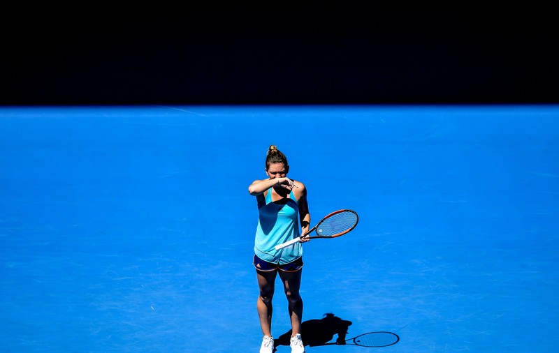 Australian Open 2017. Simona Halep a fost eliminată a două oară la rând în primul tur la Melbourne. Imaginile neputinței / GALERIE FOTO