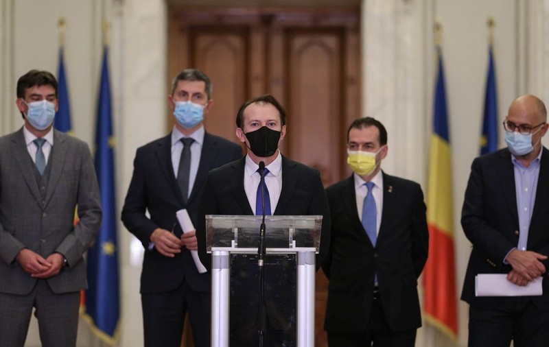 Premierul nu mai poate revoca miniștri fără informarea partidelor din care fac parte. Ce mai prevede noul acord de funcționare a coaliției