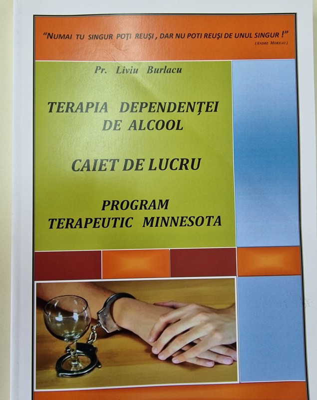 REPORTAJ. Fața neștiută a Bisericii. Într-o comună din Bacău, un preot care a învins alcoolismul îi ajută acum pe alții să scape de „boala care distruge familii întregi”: „Oamenii să știe că există speranță”