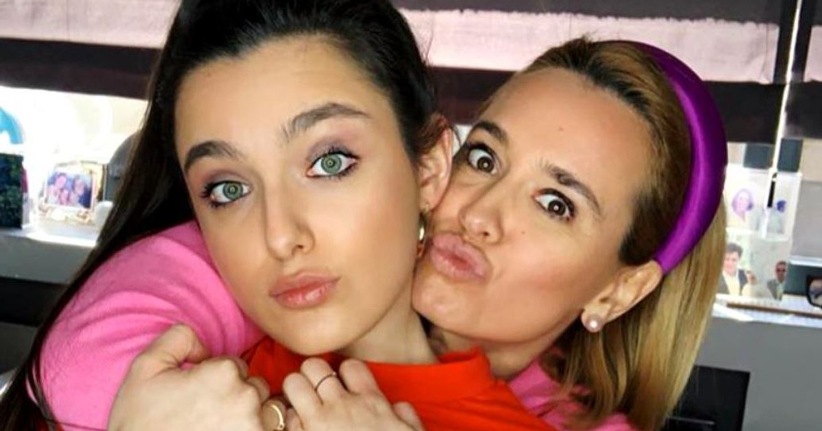 Alexia Eram și Andreea Esca