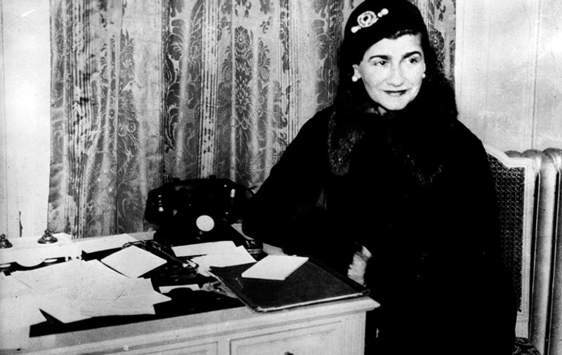 Dezvăluiri şoc ale unui jurnalist: Coco Chanel a spionat pentru nazişti 