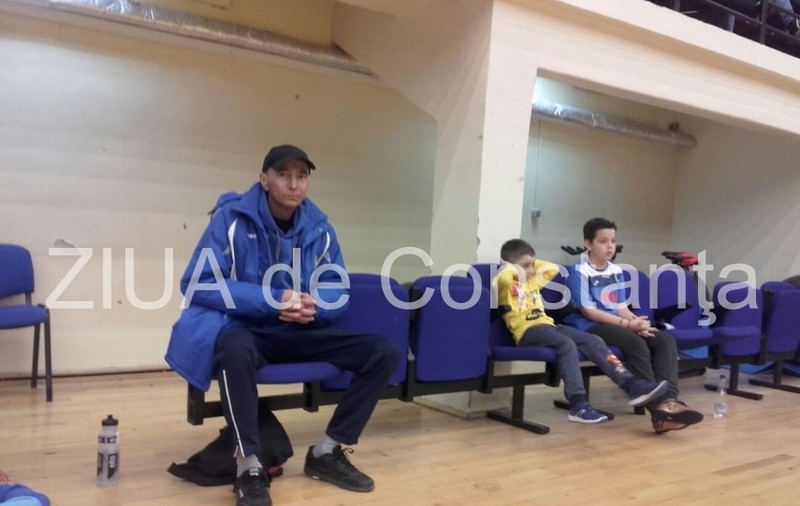 Fostul fotbalist Ioan Anton luptă contra cancerului. Fostele glorii de la Farul Constanța i-au sărit în ajutor / VIDEO