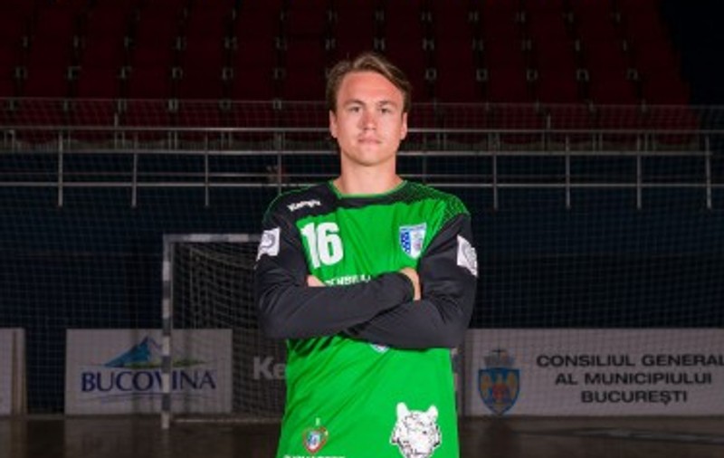 CSM București renunță la portarul Linus Persson și îl ia pe Naumche Mojsovski
