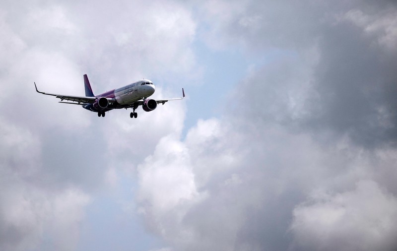 Spania cere daune de 94.782 de euro unui britanic care a spus că va arunca în aer un avion. „Gluma” s-a lăsat cu trimiterea unui Eurofighter