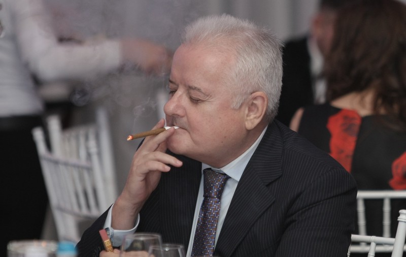 Cadou de Paște pentru Monica Gabor! Irinel Columbeanu, executat silit, iar fosta soție, obligată să vină în țară pentru partaj!