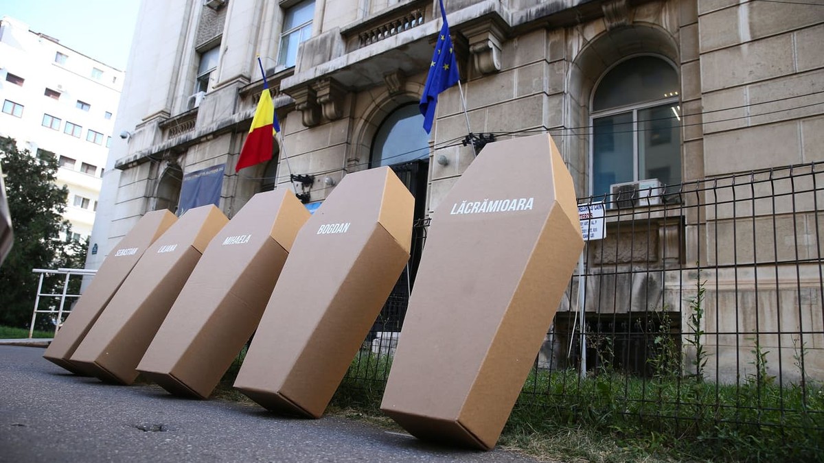 Protest în fața Ministerului Sănătății