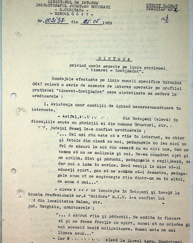 Școala românească în iernile comuniste din anii ‘80. Eleve, în scrisorile către părinți: „Mai rău ca la puşcărie/ E râie. Sunt şi păduchi”