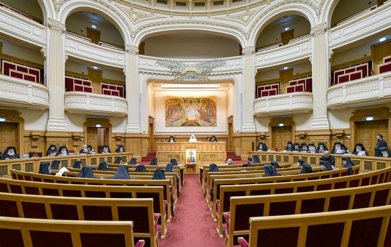 Portretul mișcat al sfințeniei românești. Câteva note pe marginea recentelor canonizări proclamate de Sf. Sinod al BOR