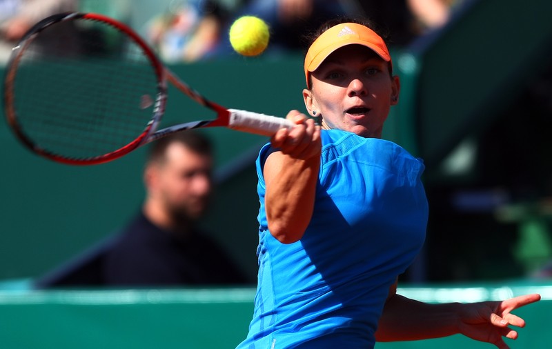 Puteți s-o votaţi AICI pe Simona Halep drept ”Jucătoarea lunii mai”!