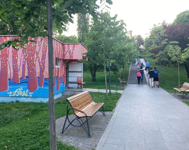 DSP București: amenzi pentru toaletele neîngrijite din parcurile sectorului 3