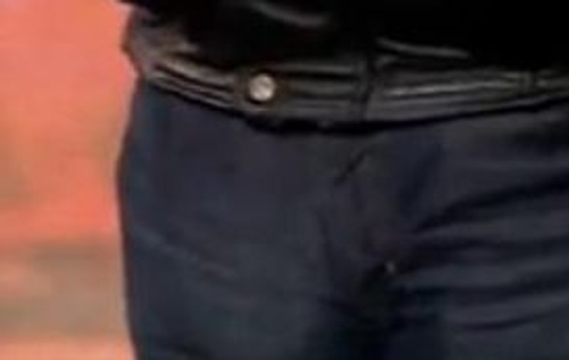 Video | Un concurent are erecţie la X-Factor 