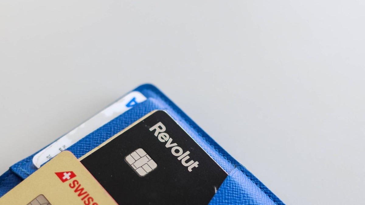 Revolut a depus o cerere pentru obținerea unei licențe bancare în Elveția. Foto: Profimedia