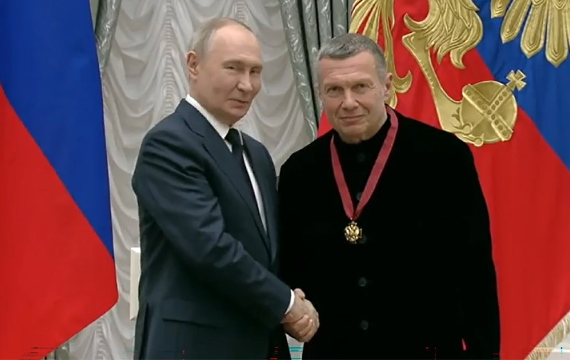 Propagandistul lui Putin, Vladimir Soloviov, a cerut ca Rusia să invadeze Armenia, cum a făcut Trump cu Venezuela: „La naiba cu dreptul internațional și ordinea globală”