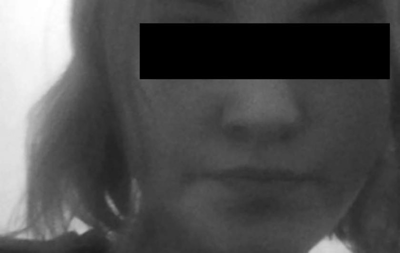 O fată de 14 ani din Botoșani s-a sinucis, după ce a rămas însărcinată cu iubitul de 19 ani. A înghițit un pumn de pastile!