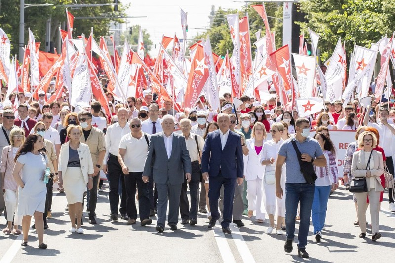Vladimir Voronin și Igor Dodon la un miting electoral FOTO: EPA