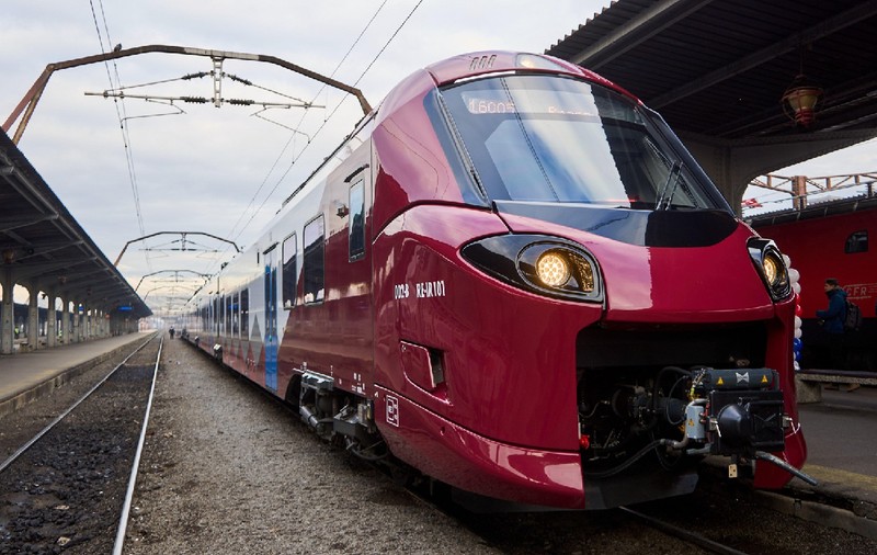 Încep vacanţele cu trenul: cinci privați se bat pentru ruta Bucureşti-Constanţa, în total s-a ajuns la 54 de curse directe dus-întors