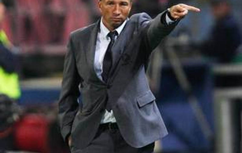 Dan Petrescu, învins de echipa care l-a ofertat în vară